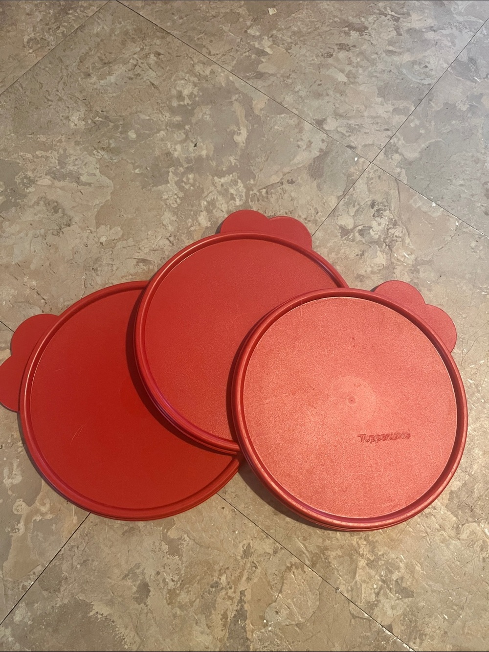 Tupperware Bright Red Round Lid Trio for 4 cup bowls